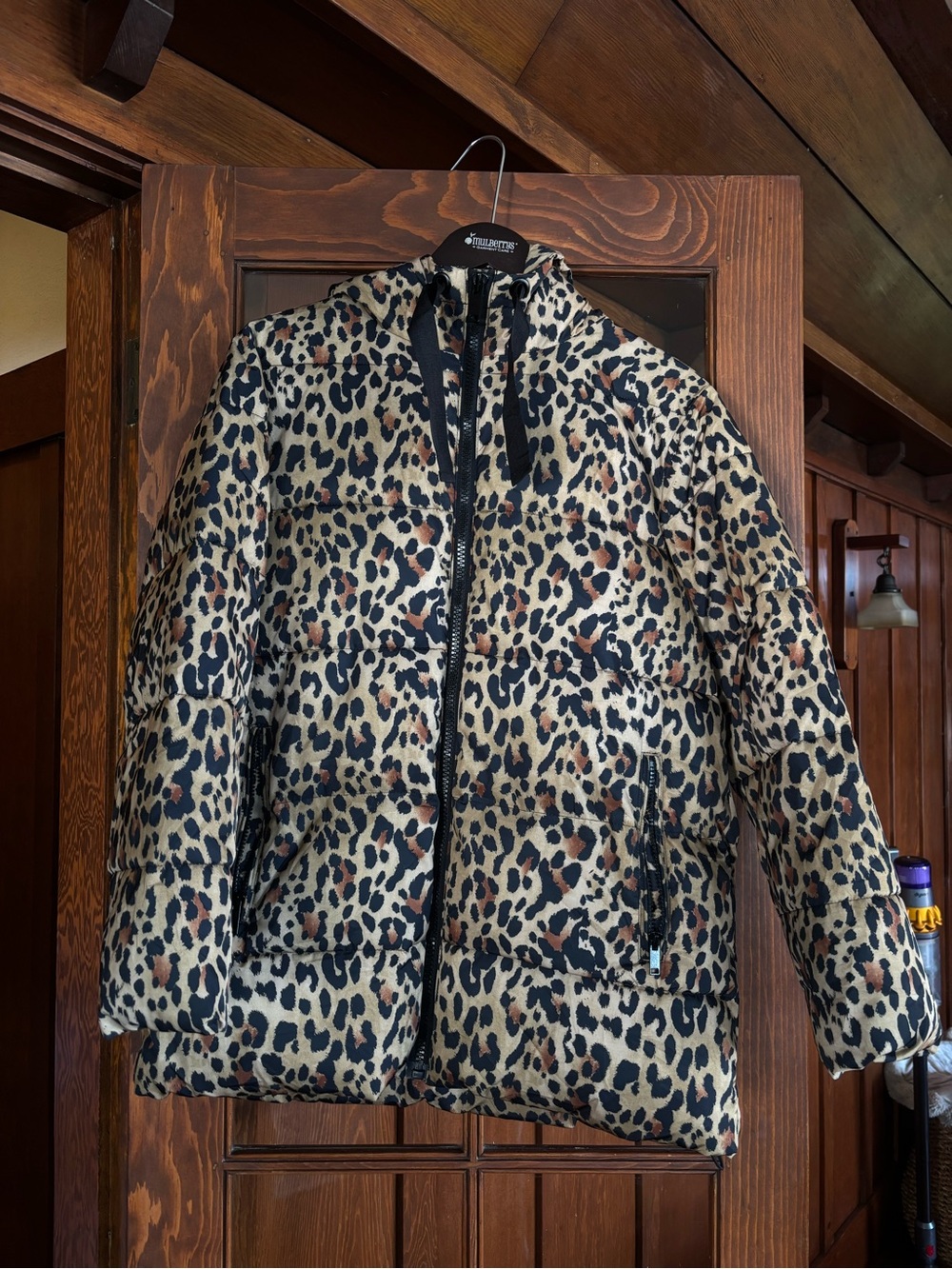GAP Leopard Print Puffer in Black and Tan